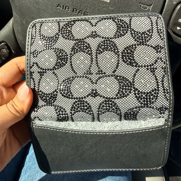 Coach Black crystal wallet - Picture 4 of 4